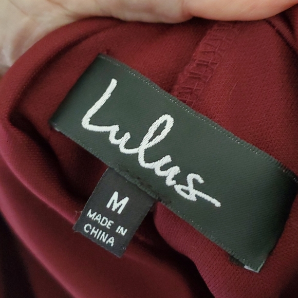 Lulus gorgeous long lace burgundy gown! - Picture 7 of 11